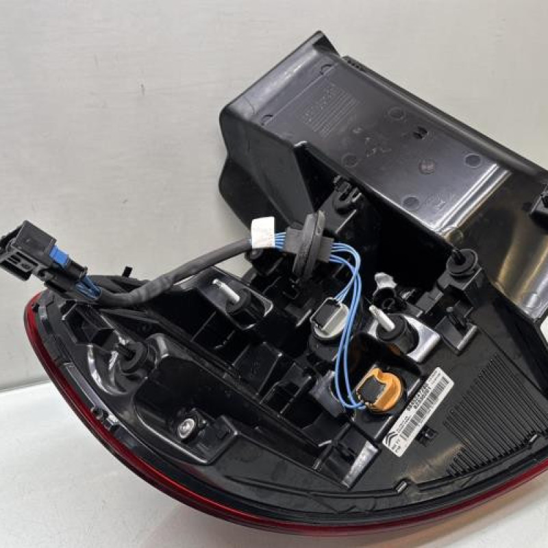 Feu arriere principal droit (feux) CITROEN C5 AIRCROSS Photo n°6