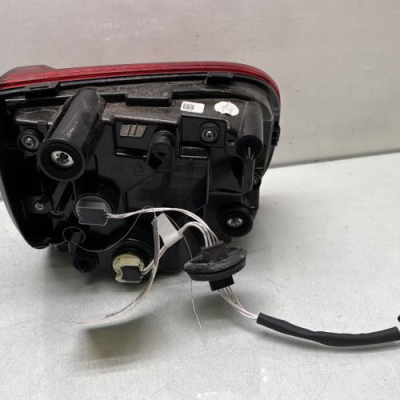Feu arriere secondaire droit (feux) CITROEN C5 AIRCROSS Photo n°2