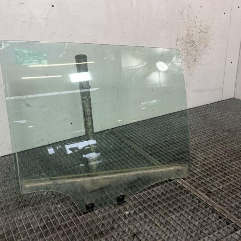 Vitre arriere droit CITROEN C4 GRAND PICASSO 2 Photo n°3