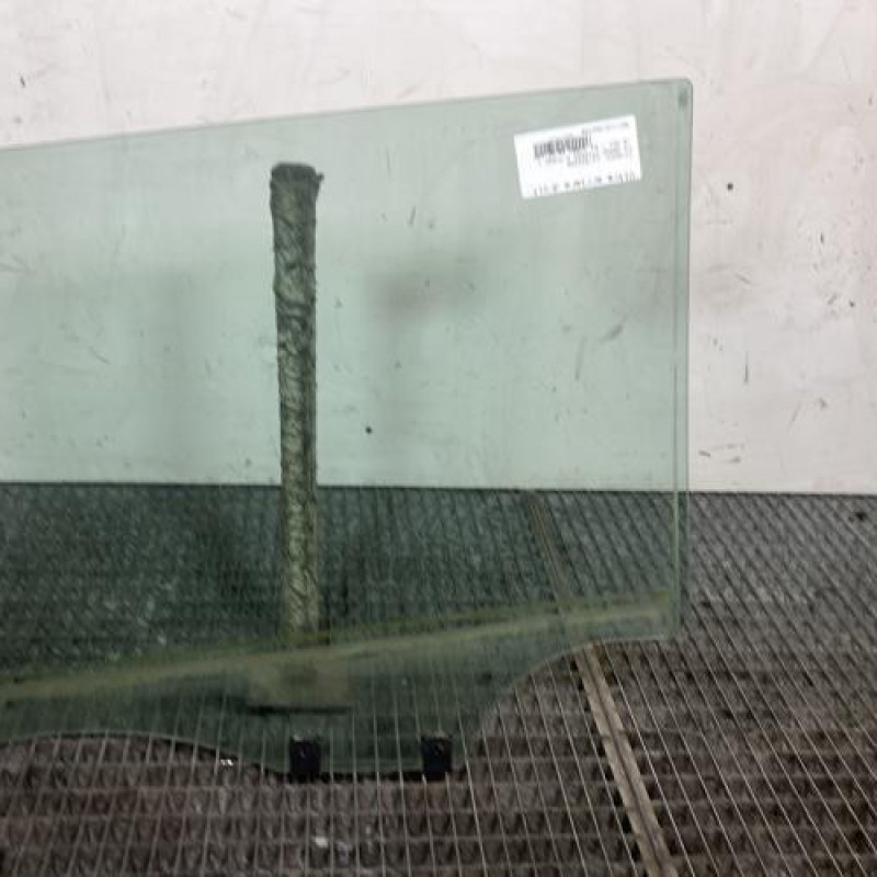 Vitre arriere droit CITROEN C4 GRAND PICASSO 2 Photo n°4