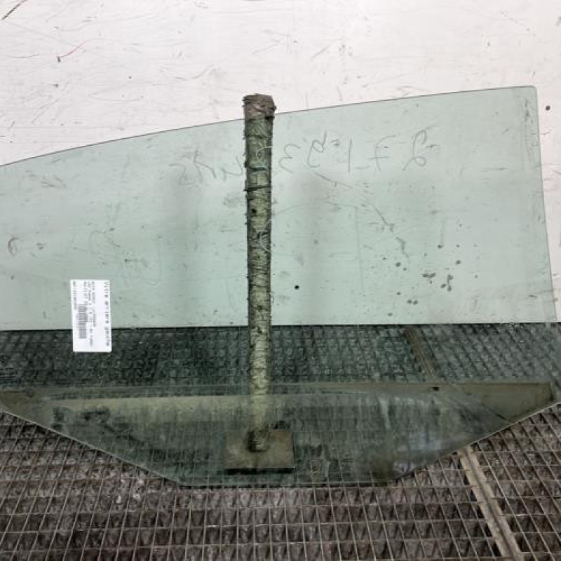 Vitre arriere gauche ALFA ROMEO 147 Photo n°4