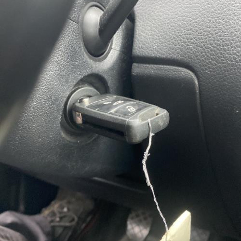 Reservoir essence VOLKSWAGEN POLO 5 Photo n°3