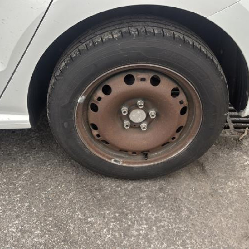 Reservoir essence VOLKSWAGEN POLO 5 Photo n°13