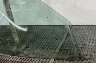 Vitre avant droit RENAULT CLIO 2