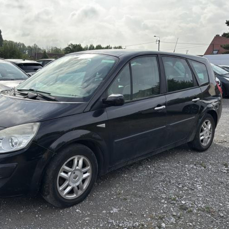 Pare choc arriere RENAULT GRAND SCENIC 2 Photo n°9