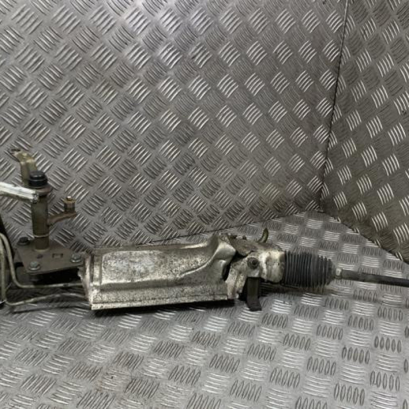 Cremaillere assistee VOLKSWAGEN GOLF 4 Photo n°3