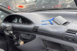 Pivot de moyeu avant gauche PEUGEOT 806