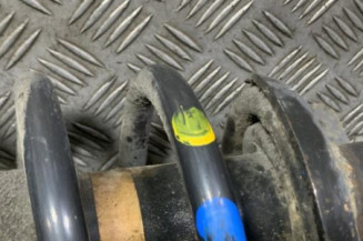 Amortisseur avant droit RENAULT TRAFIC 2