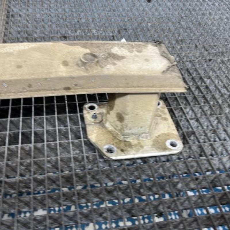 Renfort pare choc arriere (traverse) PEUGEOT 308 1 SW Photo n°3