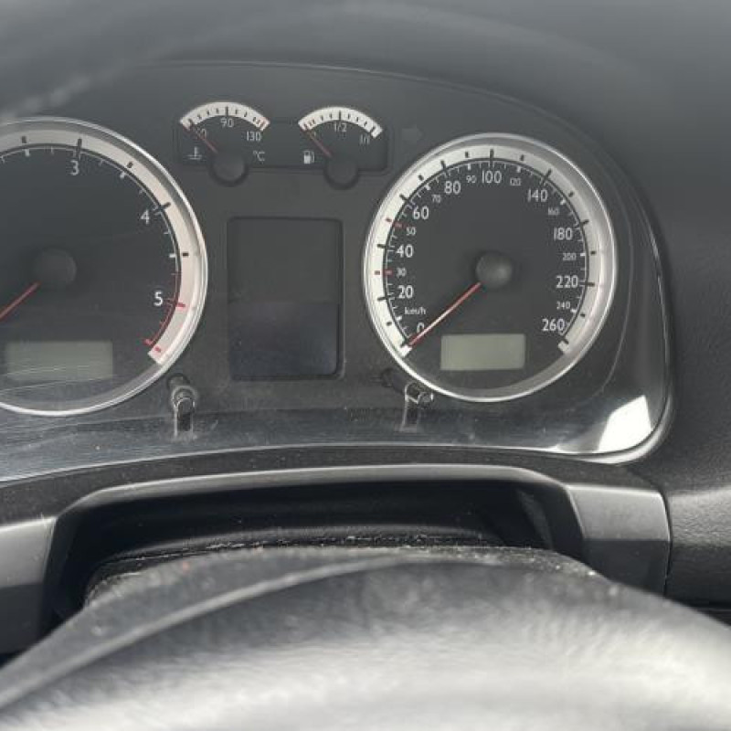 Calandre VOLKSWAGEN GOLF 4 Photo n°19