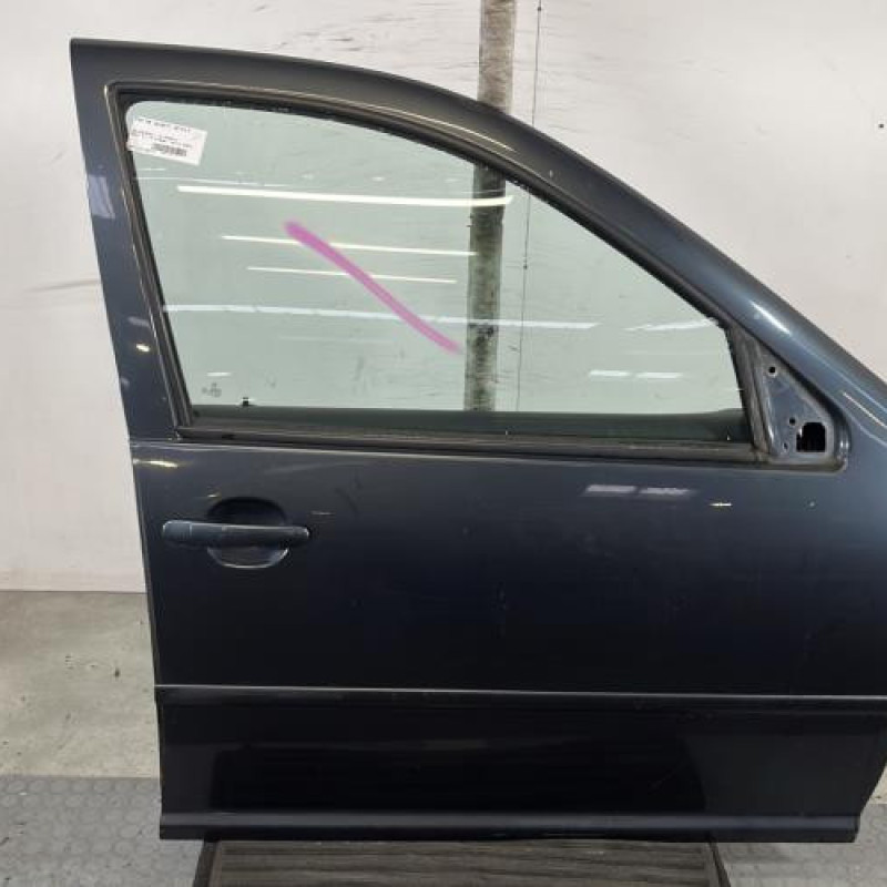 Porte avant droit VOLKSWAGEN GOLF 4 Photo n°1