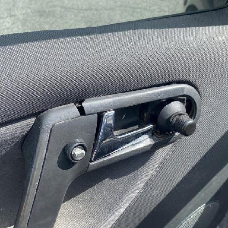 Vitre avant gauche VOLKSWAGEN POLO 3 Photo n°16