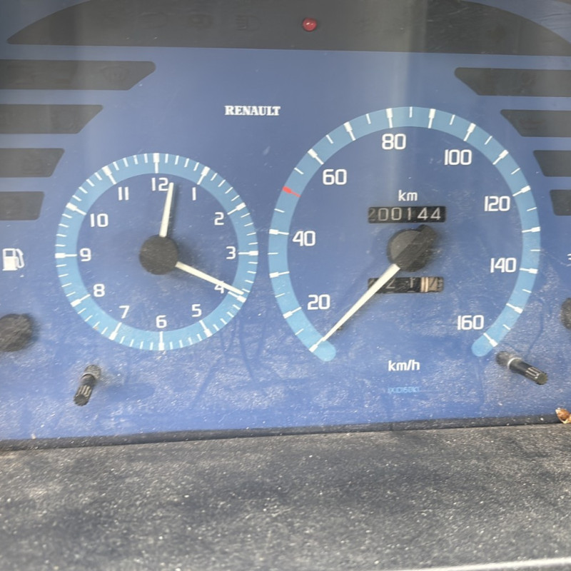 RENAULT MASTER 2 PHASE 1 2.5D - 8V Photo n°24