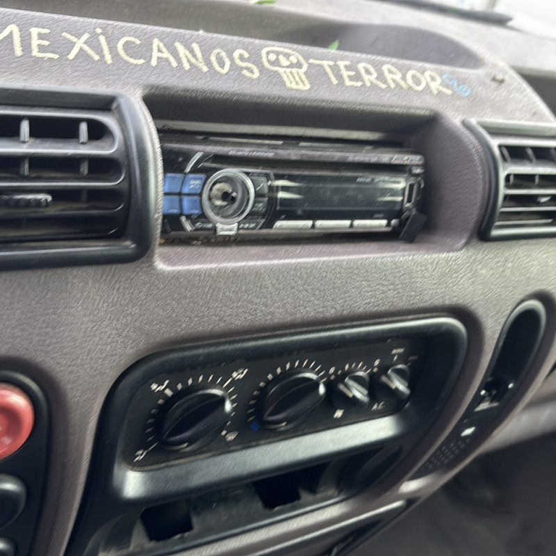 RENAULT MASTER 2 PHASE 1 2.5D - 8V Photo n°27