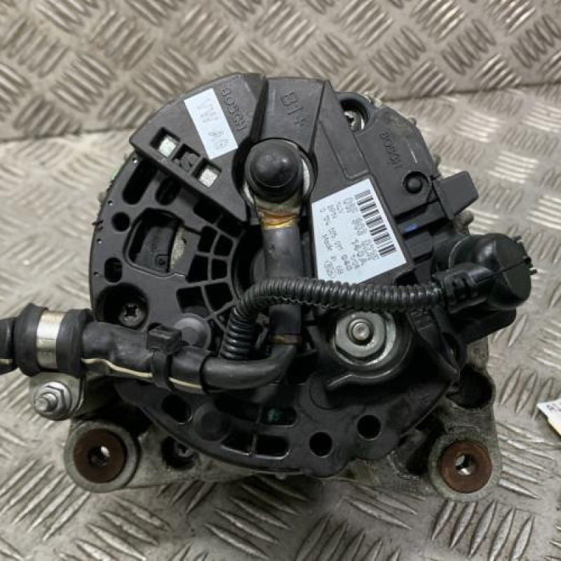 Alternateur AUDI A3 2 Photo n°1