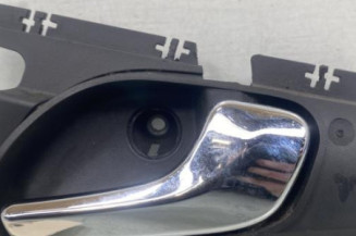 Poignee interieur arriere droit OPEL CORSA D Photo n°1