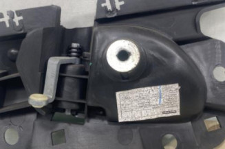 Poignee interieur arriere droit OPEL CORSA D