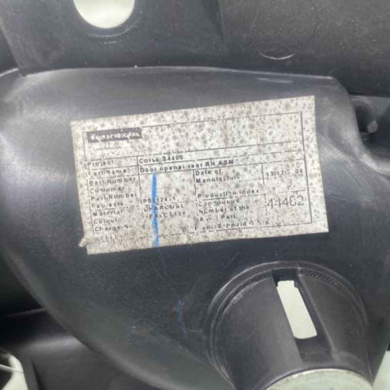 Poignee interieur arriere droit OPEL CORSA D Photo n°3