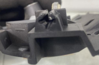 Poignee interieur arriere droit OPEL CORSA D