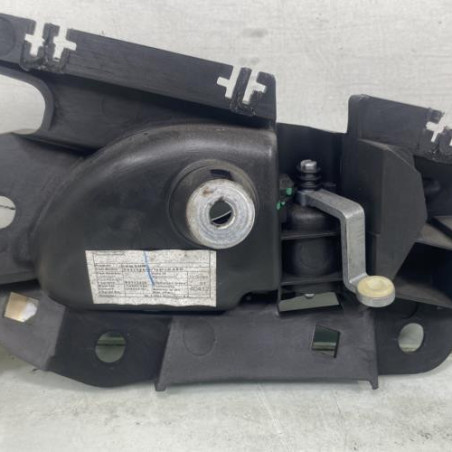 Poignee interieur arriere gauche OPEL CORSA D