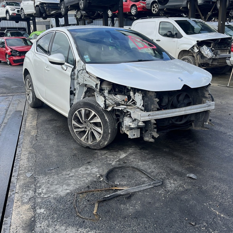 CITROEN DS4 PHASE 1 1.6 HDI - 8V TURBO Photo n°2