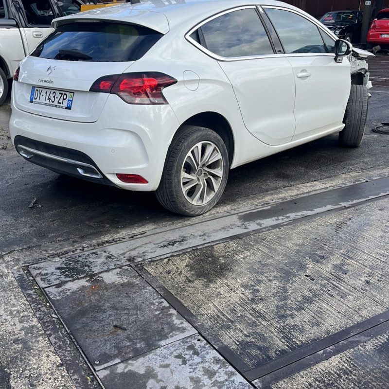 CITROEN DS4 PHASE 1 1.6 HDI - 8V TURBO Photo n°3