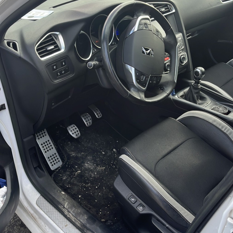 CITROEN DS4 PHASE 1 1.6 HDI - 8V TURBO Photo n°6