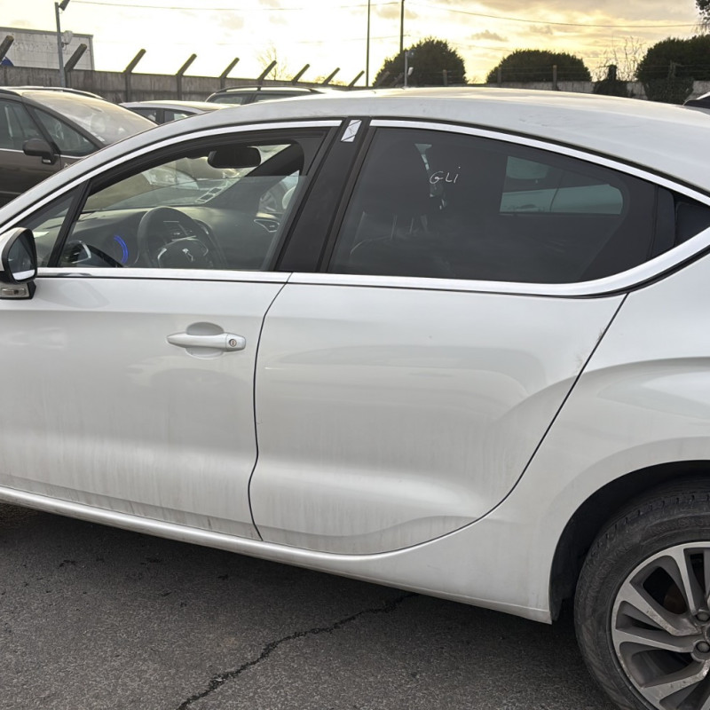 CITROEN DS4 PHASE 1 1.6 HDI - 8V TURBO Photo n°18