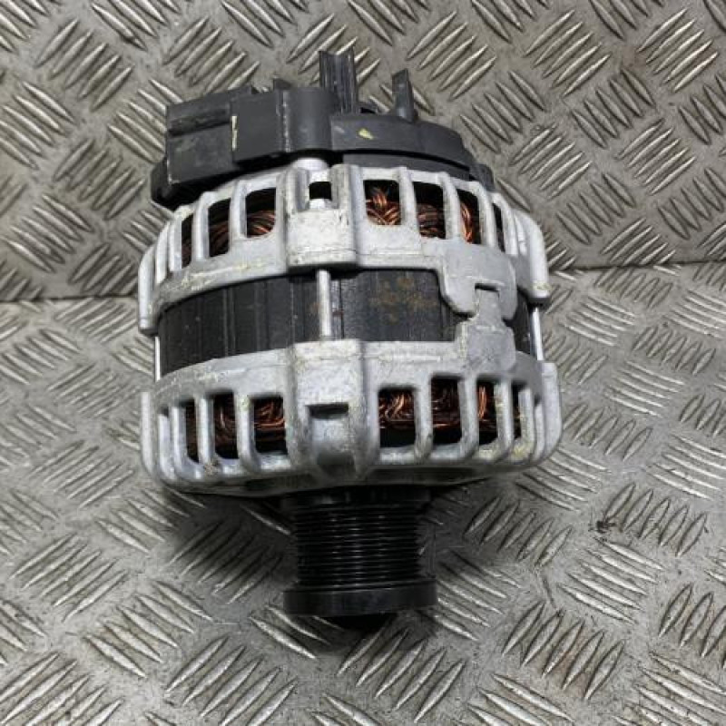 Alternateur NISSAN TOWNSTAR Photo n°1