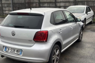 Custode arriere gauche VOLKSWAGEN POLO 5