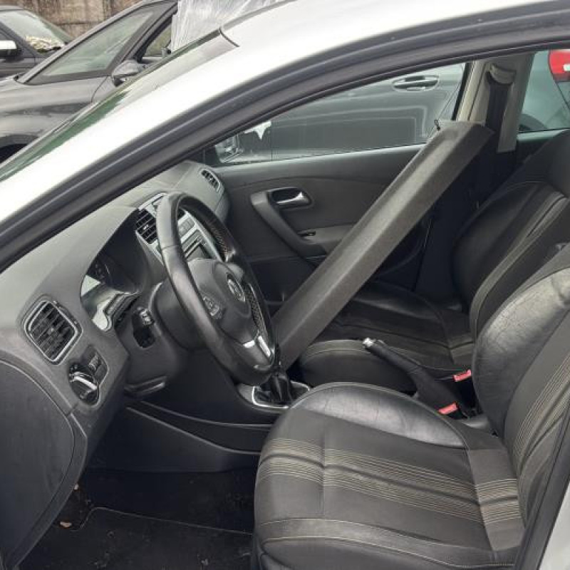 Custode arriere gauche VOLKSWAGEN POLO 5 Photo n°11