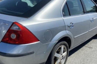 Anti brouillard droit (feux) FORD MONDEO 2