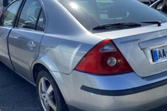 Anti brouillard droit (feux) FORD MONDEO 2