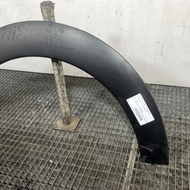 Extension d'aile arriere droit CITROEN C4 CACTUS Photo n°3
