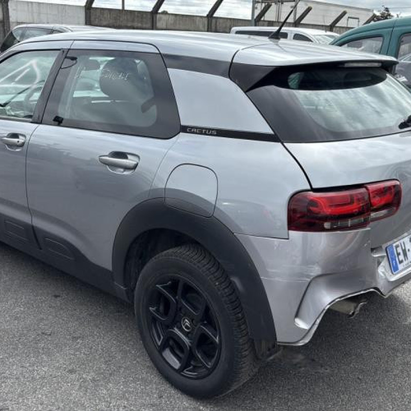 Extension d'aile arriere droit CITROEN C4 CACTUS Photo n°10