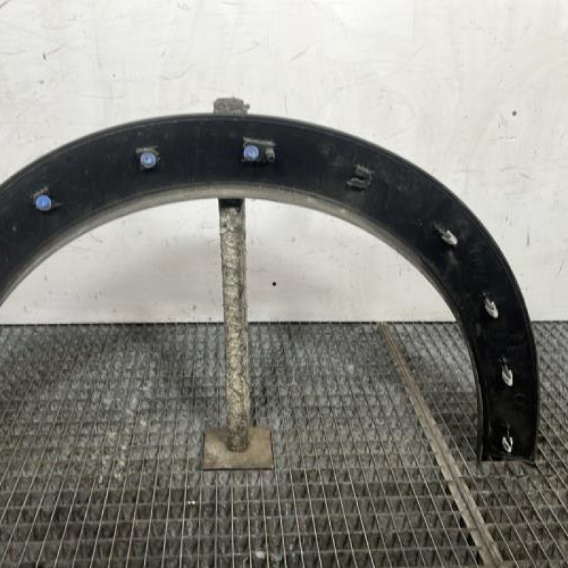 Extension d'aile avant gauche CITROEN C4 CACTUS Photo n°4