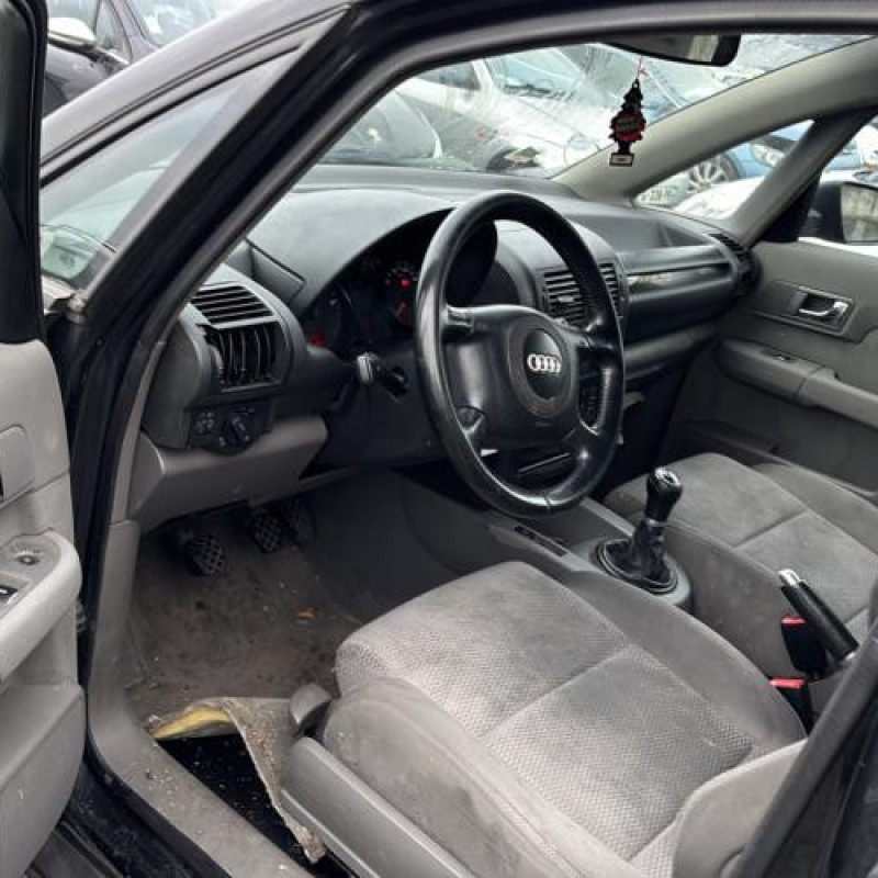 Custode avant droit AUDI A2 Photo n°9