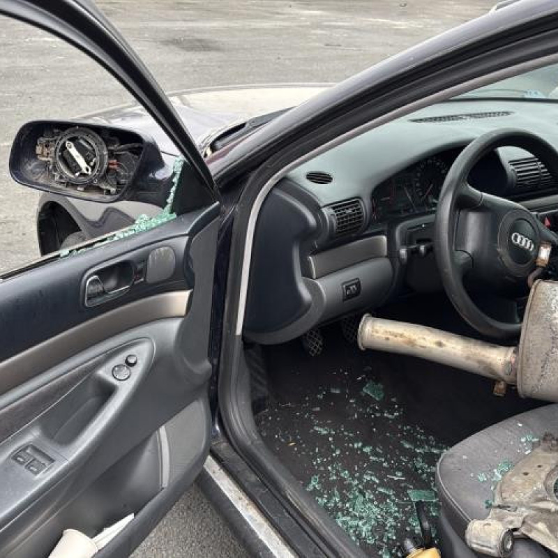 Compteur AUDI A4 1 Photo n°9