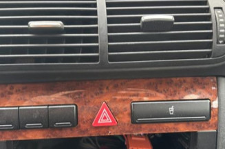 Bouton de warning AUDI A3 1