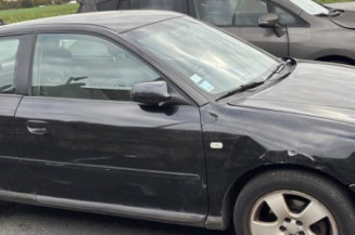 Serrure avant droit AUDI A3 1