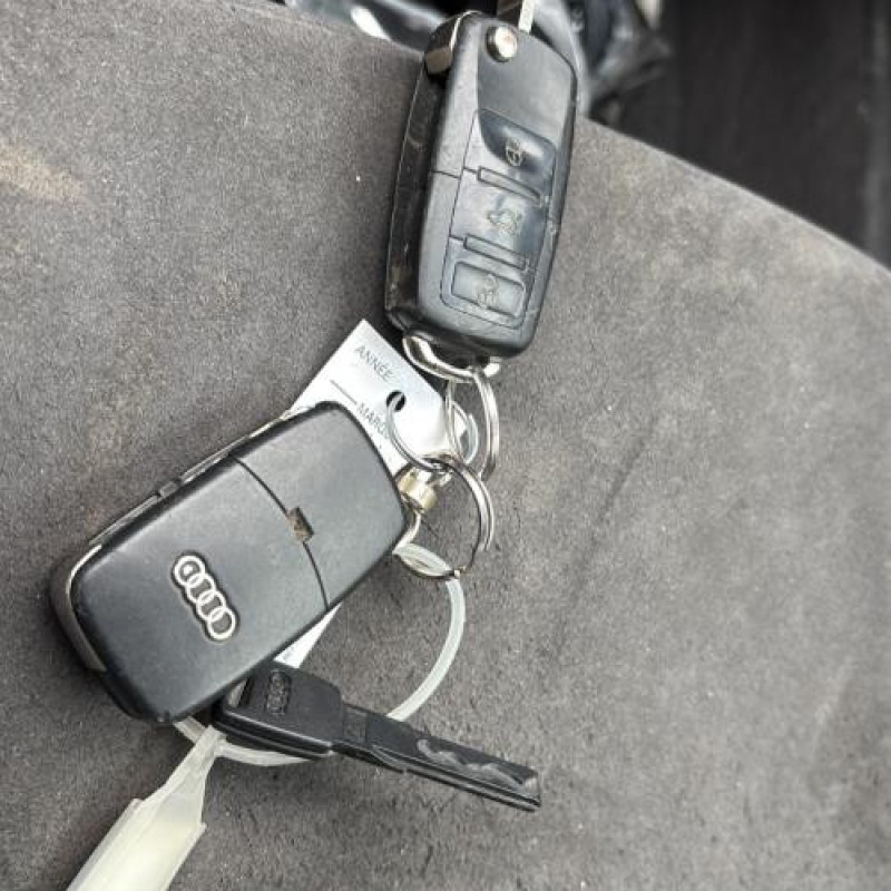 Serrure avant droit AUDI A3 1 Photo n°19