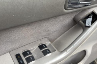 Leve vitre electrique avant droit AUDI A3 1