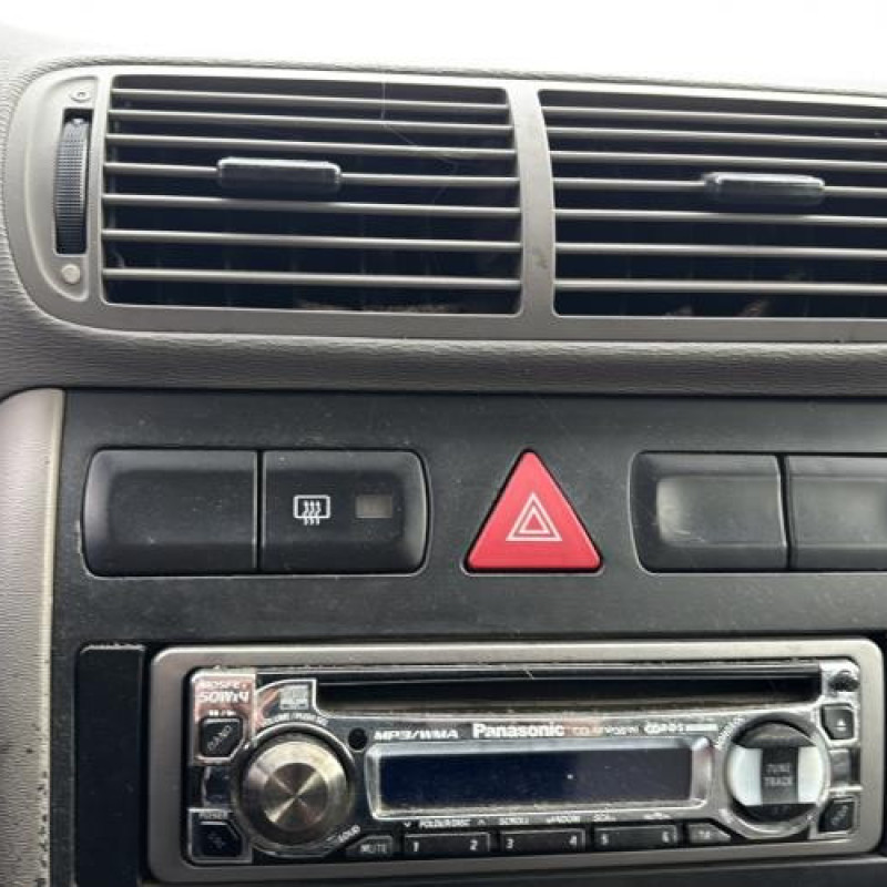 Leve vitre electrique avant gauche AUDI A3 1 Photo n°17