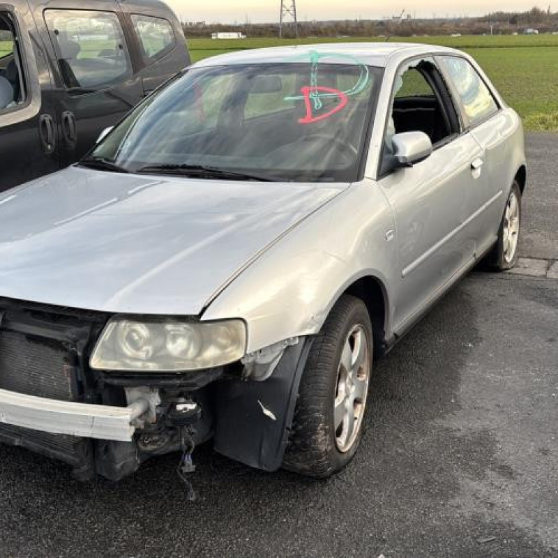 Serrure avant droit AUDI A3 1 Photo n°1