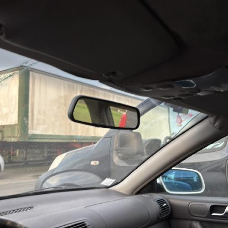 Serrure avant droit AUDI A3 1 Photo n°11