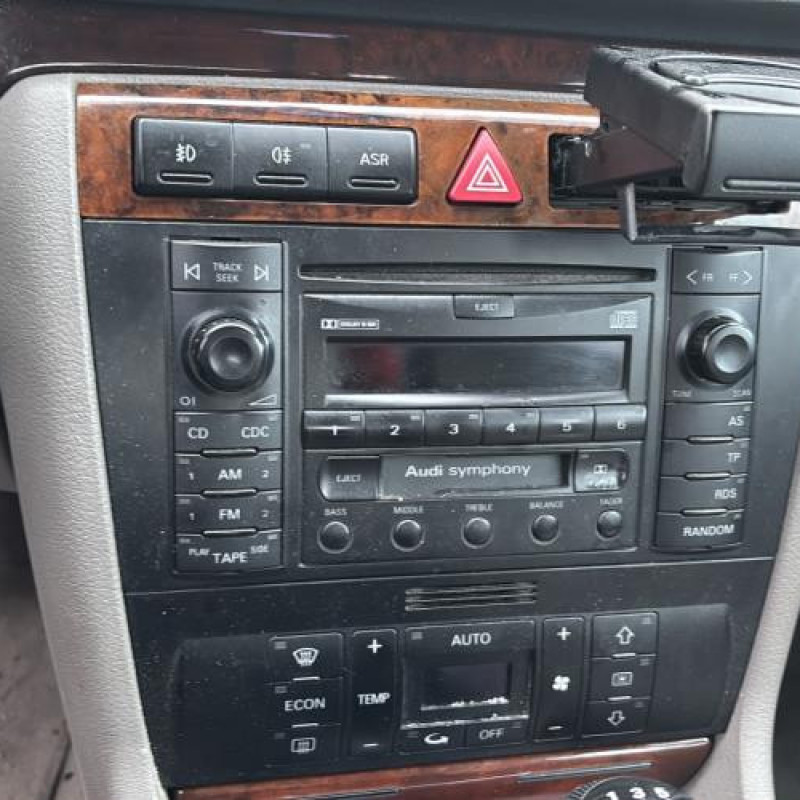 Compteur AUDI A4 1 Photo n°17