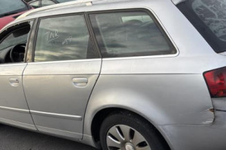 Boite a gants AUDI A4 2