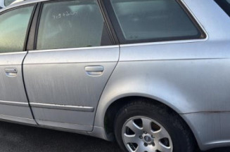 Boite a gants AUDI A4 2