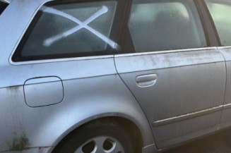 Boite a gants AUDI A4 2