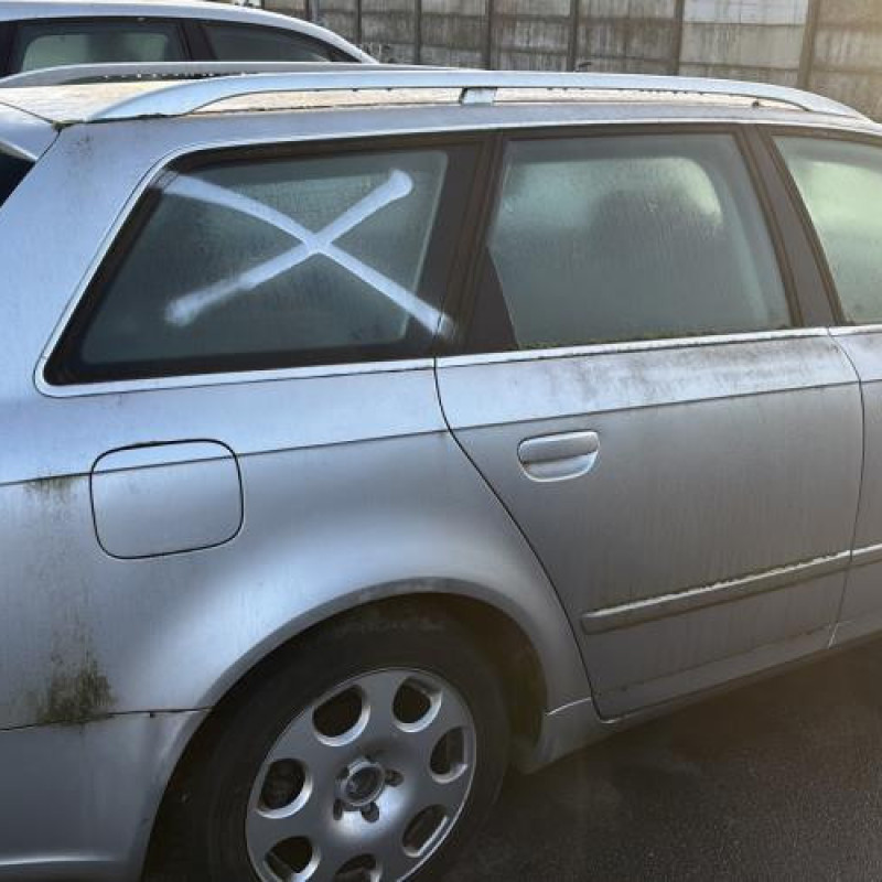 Boite a gants AUDI A4 2 Photo n°7